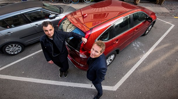 Rådets formand Lars Bonde (th.) etablerede sidste år en alliance mellem delebilsordningen Gomore og Tryg.