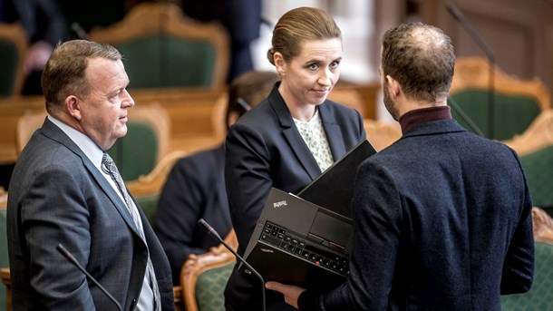 S vil give danskere med et vist antal år på arbejdsmarkedet ret til tidligere pension, men R vil fokusere på dem, der er dokumenteret nedslidte.