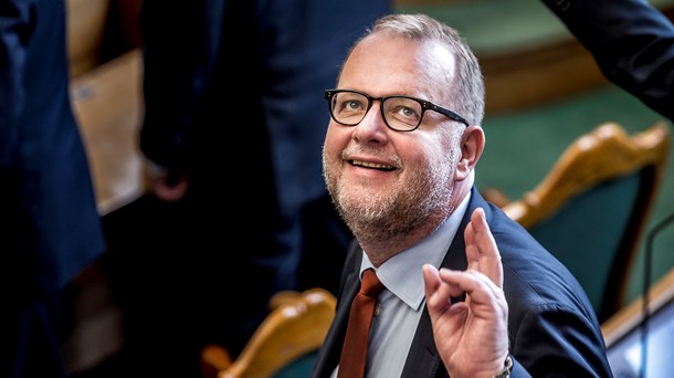 Regeringen varsler ny klimalov efter valget