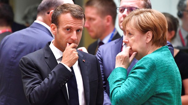 Hvorfor ikke bare give briterne al den tid, de kan finde på at bede om? Helt så nemt er det ikke for præsident Macron, kansler Merkel og de andre EU-landes ledere.