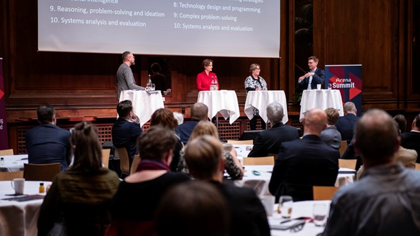 En meningsmåling blandt tilhørende udråber emotionel intelligens som den vigtigste kompetence på arbejdsmarkedet i 2022.