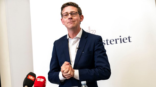 Skatteminister Karsten Lauritzen (V) er godt tilfreds med torsdagens aftale om overskudsvarme, selvom den er endt et godt stykke fra hans eget ministeriums udspil.