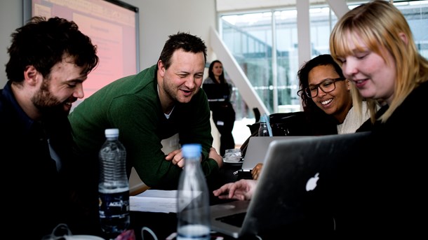 De unge
i landdistrikterne behøver ikke flytte væk til en storby for at uddanne sig. Flere universitetsuddannelser og erhvervsuddannelser skal ud af storbyerne, mener Dansk Folkeparti.