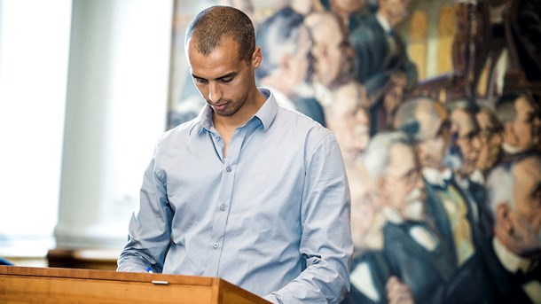 Mattias Tesfaye (S) mener ikke, at et fraværssystem med partshøring er en hensigtsmæssig model.