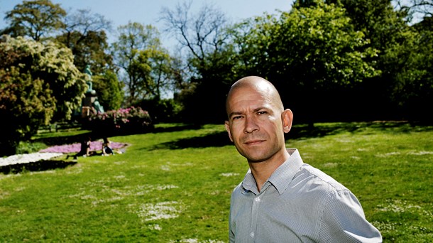 Johan Busse er selv glad for teknologiens muligheder og har både tablet og smartwatch. Arkivfoto.