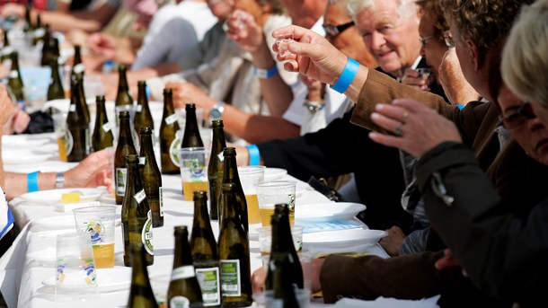 Så skal silden svømme. Velkommen til det civile påskeparty. 