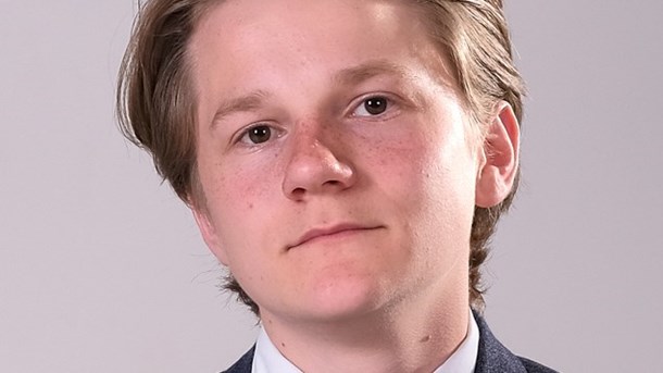 Regeringen har sikret, at
vi alle er blevet uniforme gymnasieelever, skriver Niels Thøgersen.