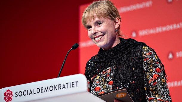 Et nyfødt barn kræver ro og symbiose med sin mor, og derfor handler det ikke om ligestilling eller Joy Mogensens person, hvorvidt hun kan være minister, skriver Karen West.