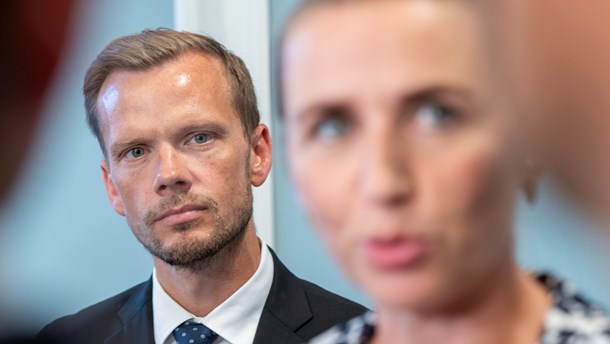 Beskæftigelsesminister Peter Hummelgaard (S) nedsætter en enhed, der skal udtænke en tilbagetrækningsmodel for nedslidte. 