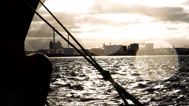 Der er ikke mulighed for at udøve tilstrækkelig kontrol med social dumping på havet, skriver Henning Overgaard og Henning Hyllested (EL). 