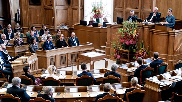 Glansen over et lovforslag, som Folketinget behandler, falmer, når man husker på, at pesticider ikke kun kan finde vej til vores drikkevand omkring vandboringer, mener Alternativet.