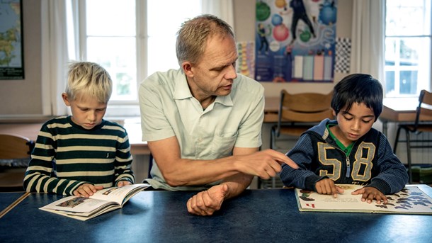 Tallene falder: Færre lærere siger farvel til folkeskolen.