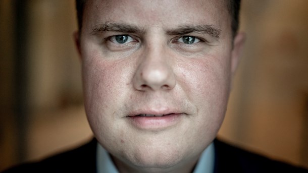 Prognose: Martin Henriksen står til at generobre sin plads i Folketinget   