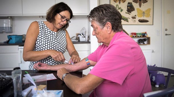 Praktiserende læger behøver ikke længere beskæftige sig med diagnostik, og det betyder, at sygehusafdelinger drukner i middelklassens små problemer, skriver Morten Sodemann (Foto: Thomas Lekfeldt/Ritzau Scanpix).