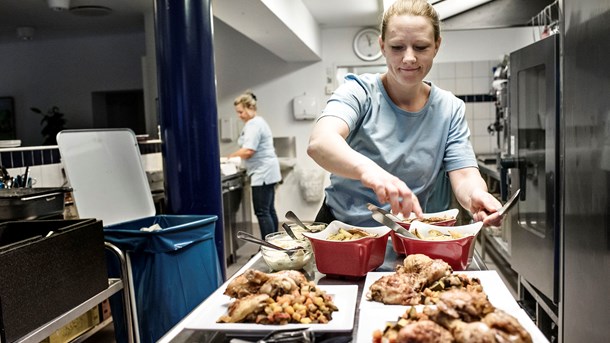 Et samarbejde mellem Randers og Norddjurs Kommune om mad til ældre er netop blevet kendt i strid med reglerne om offentlig erhvervsaktivitet af Social- og Indenrigsministeriet.