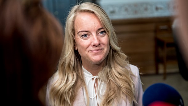 Pernille Vermund (NB) kalder sprøjtegifte for planteværn, og så er der, må man forstå, ikke længere grund til bekymring. Det er langt ude, mener Christian Rabjerg Madsen (S).