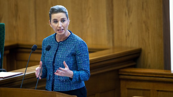 Mette Frederiksen skal i debat om pressechefer til februar 