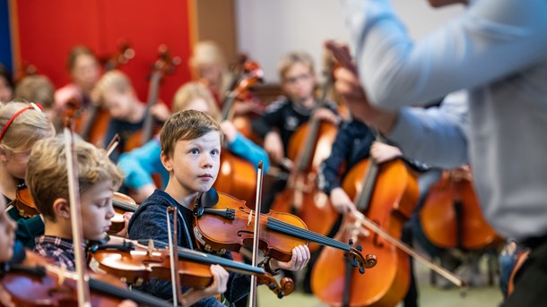 Puljen skal bruges til aktiviteter og forløb, der
vil bringe kunst og kultur ind i folkeskolen som et element i Åben Skole, mener SF.