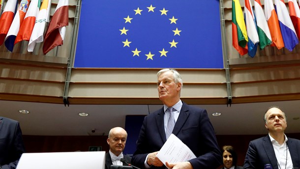 Det er EU's chefforhandler, Michel Barnier, som på vegne af EU og de 27 medlemslande mandag starter forhandlingerne med Storbritannien om forholdet i kølvandet på Brexit.