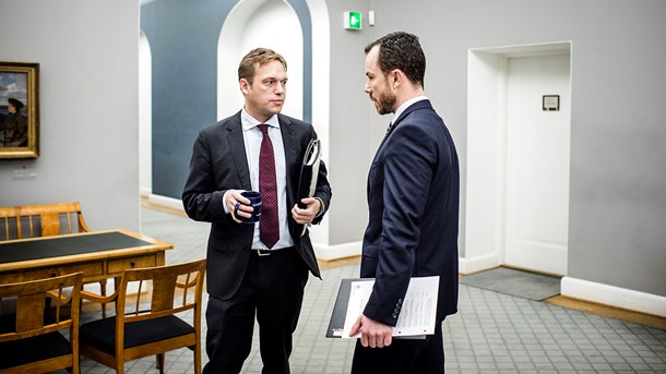 Marcus Knuths skifte fra V til K udstiller blot en ud af flere konflikter mellem de to partier, skriver Benny Damsgaard.