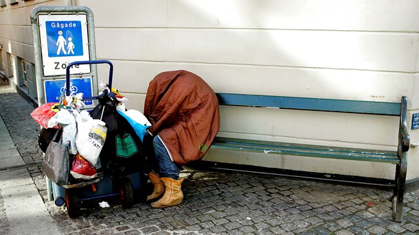 Partier overvejer at placere karantæneramte hjemløse på tomme hoteller