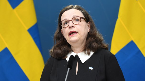 Sveriges undervisningsminister, Anna Ekström (S), forklarede fredag, hvorfor regeringen holder landets skoler åbne.