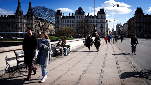 Dagens overblik: Ny hastelov skal kunne forbyde små forsamlinger