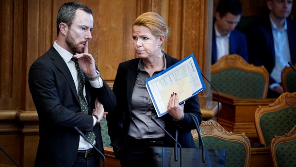 Venstre-formand Jakob Ellemann-Jensen bør skille sig af med sin næstformand, hvis Instrukskommissionen viser, at hun bevidst begik konventionsbrud, skriver Carolina Magdalene Maier. 