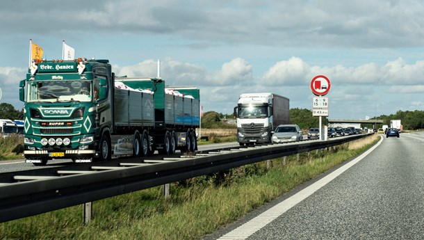 Dansk Erhverv foreslår blandt andet at udbygge motorvejskapaciteten på den østjyske transportkorridor (E45) fra Randers N til Vejle N. 