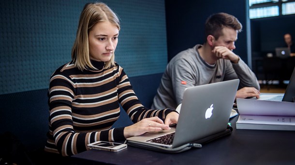 AE til unge: Overvej at søge de ledige studiepladser