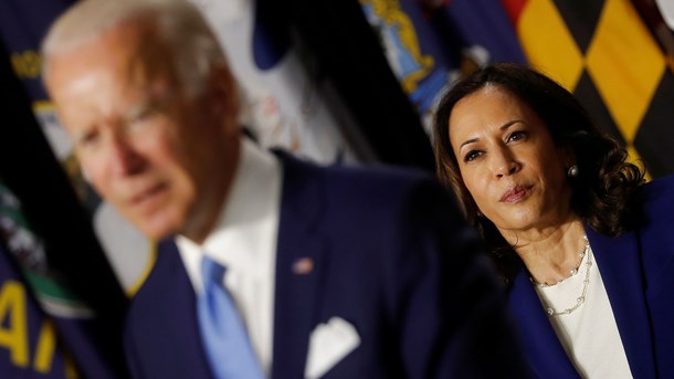 Spørgsmålet i amerikansk politik lige nu er ikke så meget, om Harris kan hjælpe Biden til sejren, men i højere grad, om Joe Biden kan gøre Kamala Harris til præsident.