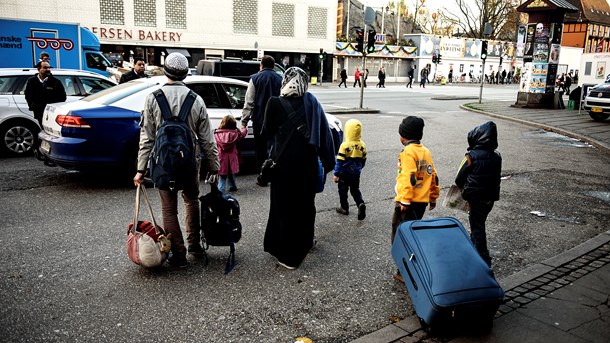 Overførsler til familier og hjemland er en afgørende del af fattigdomsbekæmpelse og udvikling i verdens fattigste lande, skriver Mingo Heiduk Tetsche og Anders Knudsen.