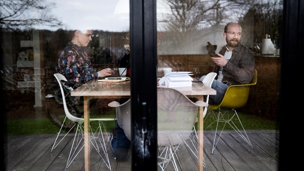 Ny debat: Fuld fleksibilitet eller grænseløst arbejde – er hjemmearbejde kommet for at blive? 