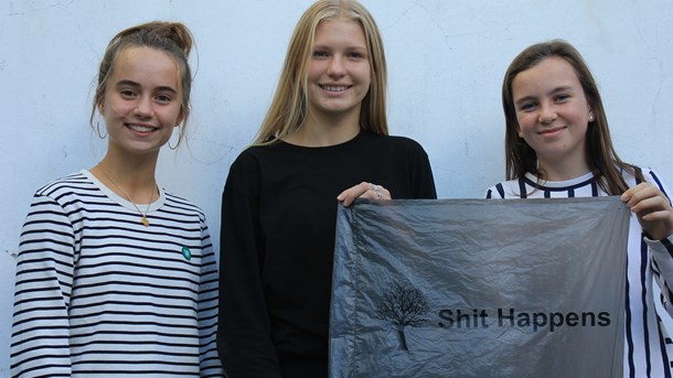 Katrine, Stine og Victoria fra Bredsten-Gadbjerg Skole har startet virksomheden Shit Happens.