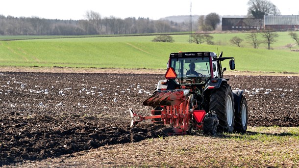 Klimaindsatsen må ikke ske på bekostning af indsatser for biodiversitet, vand- og luftmiljø og dyrevelfærd, skriver Landbrug & Fødevarer.