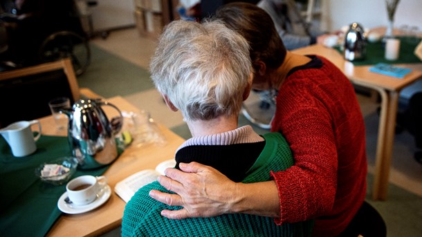 Ældreopgaven vokser i både omfang og kompleksitet og sætter flere krav til medarbejderne, skriver Janne Lejbølle Sonnenborg.