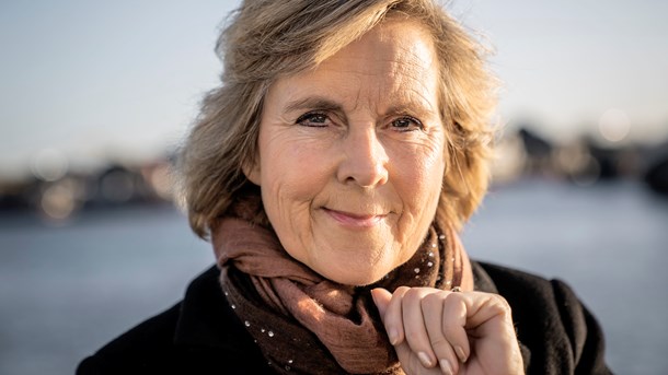 Aarhus Universitets formand, Connie Hedegaard, har sammen med rektor Brian Bech Nielsen foreslået at omlægge 500.000 hektar landbrugsjord til vild natur. Politiserende, mener Bæredygtigt Landbrug. 