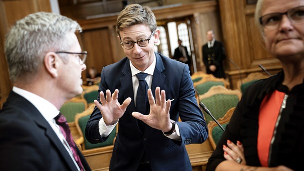 V-gruppeformand vil gøre op med stress i Folketinget: Vi bør overveje en reform