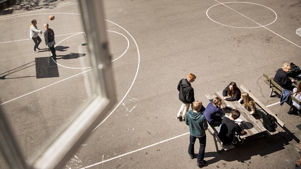 Ved at ændre måden, som unge skal angive uddannelsesvalg på efter grundskolen, kan vi sikre, at vi bevarer det frie uddannelsesvalg, mener handelsskole- og gymnasieelever.