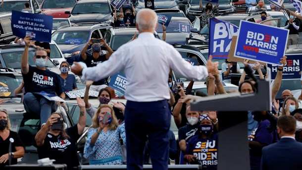 Kongressens to kamre går sandsynligvis til hvert sit parti. Det vil derfor være svært for Joe Biden at sætte nogen synderlig progressiv politisk retning for USA, skriver Johanne Dalgaard