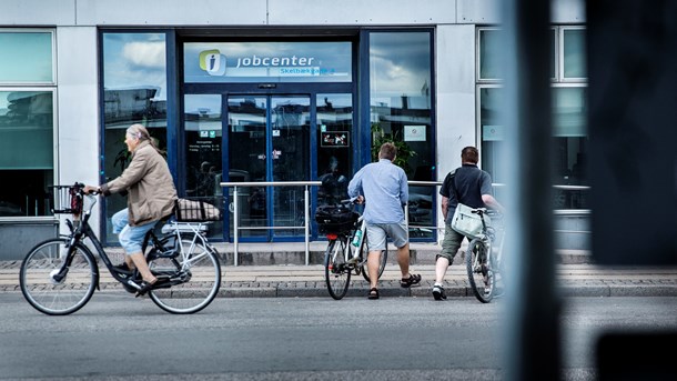 Forskere: Besparelser på jobindsatsen risikerer at ramme de borgere, der har størst behov for hjælpen