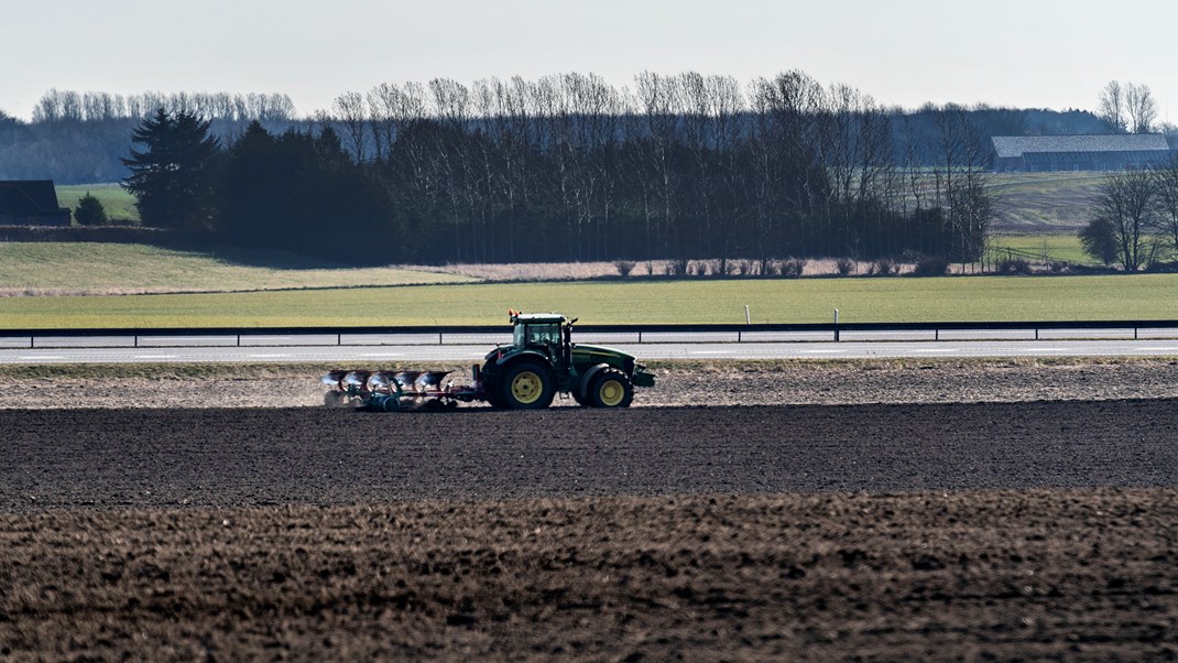 Podcast: Minkene spøger i regeringens klimaforhandlinger om landbruget