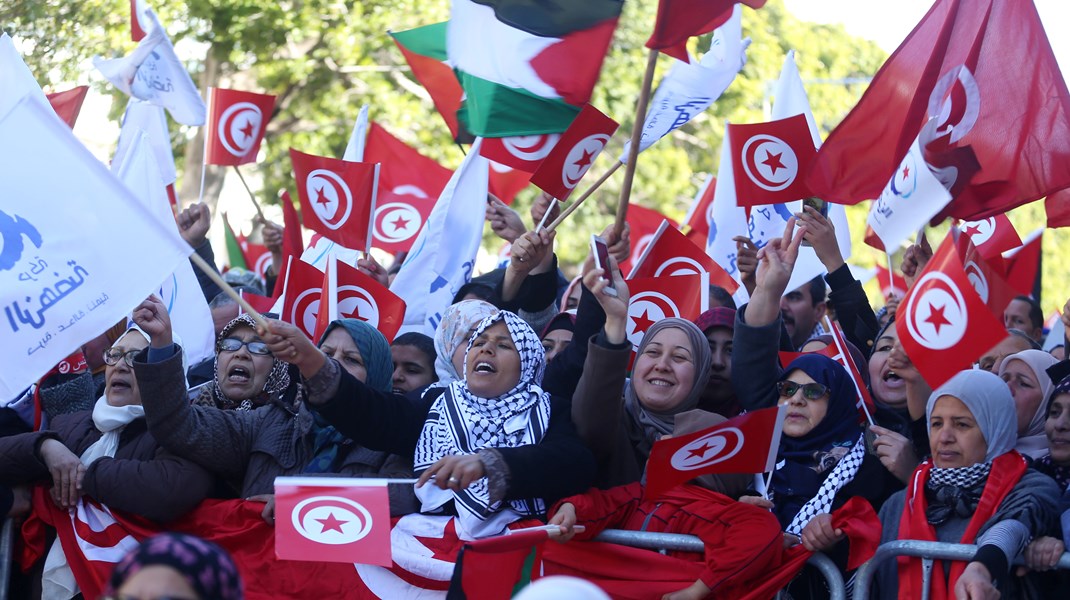 Siden præsident Ben Alis fald under Det Arabiske Forår i 2011 har Tunesien gennemgået en åbenlys demokratiseringsproces. Men forbedringen af befolkningens levevilkår er udeblevet, skriver fem organisationer. 