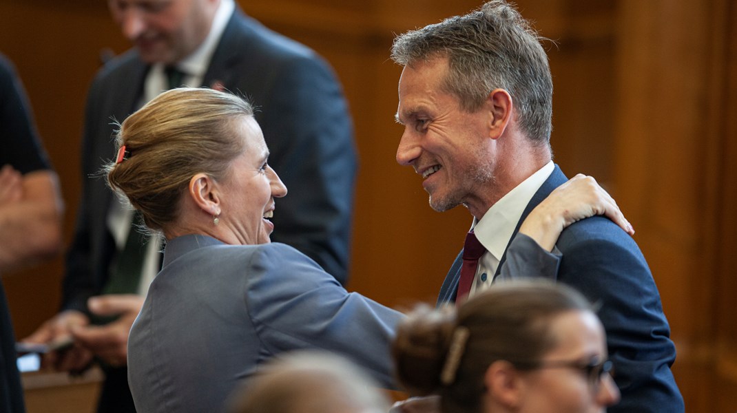 Se pressemødet: Mette Frederiksen præsenterer Kristian Jensen som regeringens særlige repræsentant