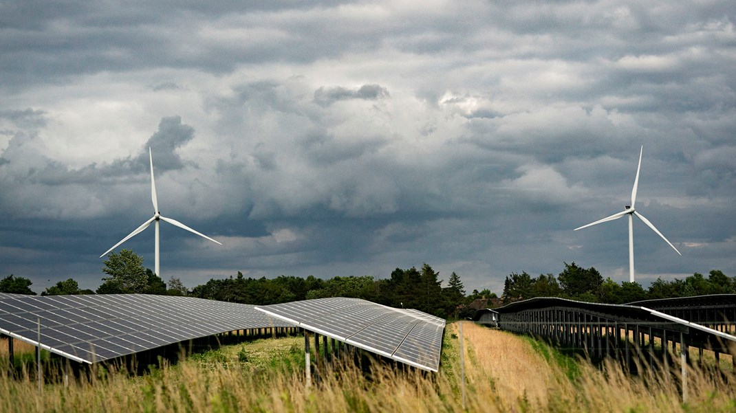 Dansk Energi bakker op om de nye energifællesskaber, da de på lige fod med elbilsejere, varmepumpeejere, fjernvarmeselskaber og andre kan engagere forbrugerne i den grønne omstilling, skriver Anders
Stouge.