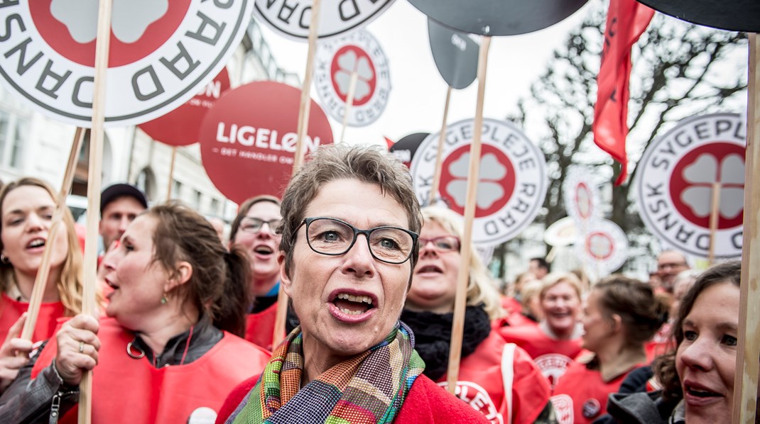 Det bliver et problem for hele sundhedsvæsenet, hvis sygeplejerskernes kamp for bedre løn ender i bitterhed, siger eksperter. Billedet er fra overenskomstforhandlingerne i 2018.