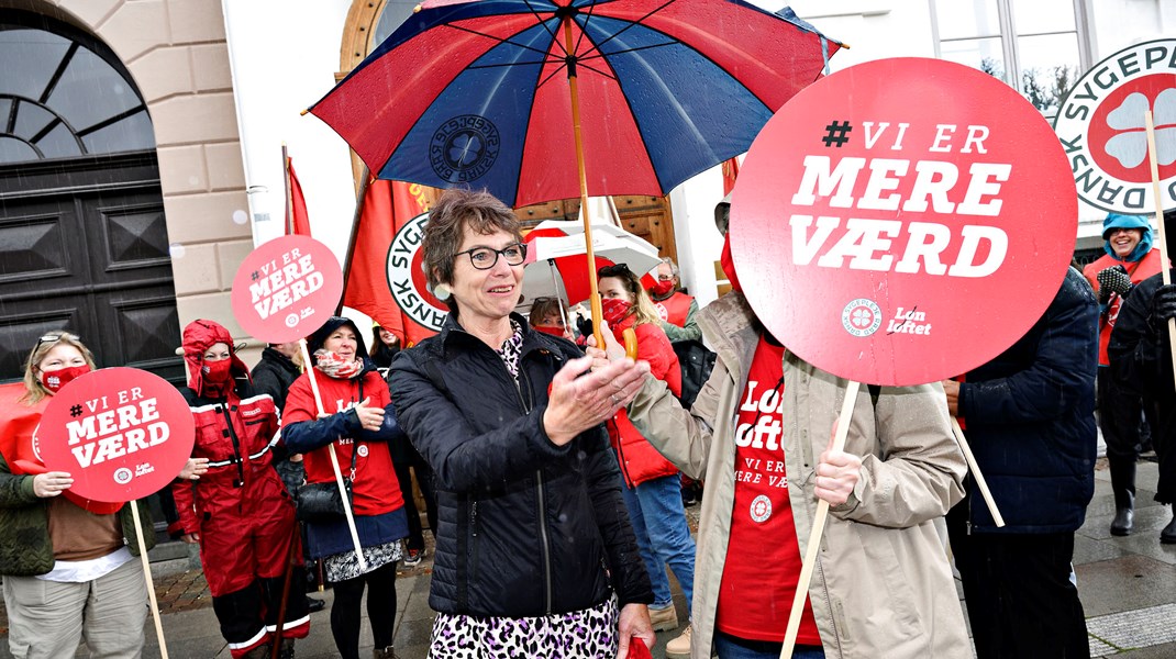 Sygeplejerskernes konflikt afblæst på falderebet: Lønkomite skal sikre ja ved ny urafstemning