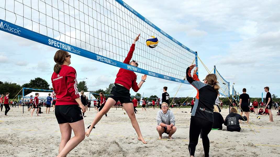 Der er mange nye idrætstiltag, som man kan kigge på og give støtte. For eksempel padeltennis, beachhåndbold eller esport, skriver Cecilia Lonning-Skovgaard (V).