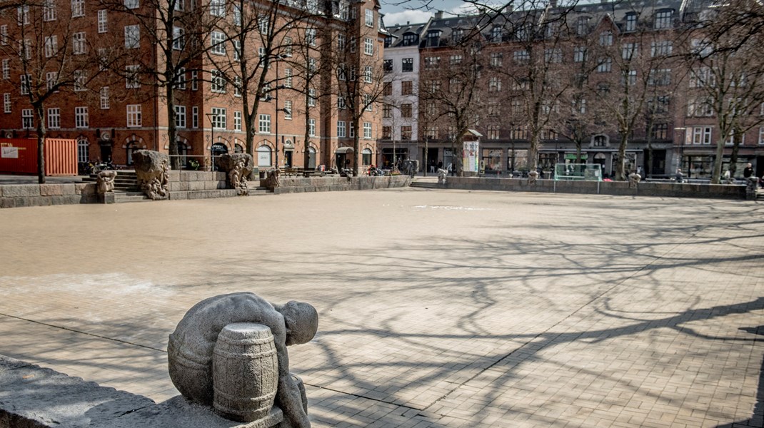 Vi bør gå
tilbage til at lade domstolene bruge deres sunde fornuft i stedet og kun ophæve
boligerne i de tilfælde, hvor kriminaliteten er alvorlig og har noget med
ejendommen at gøre, skriver Anders Svendsen.