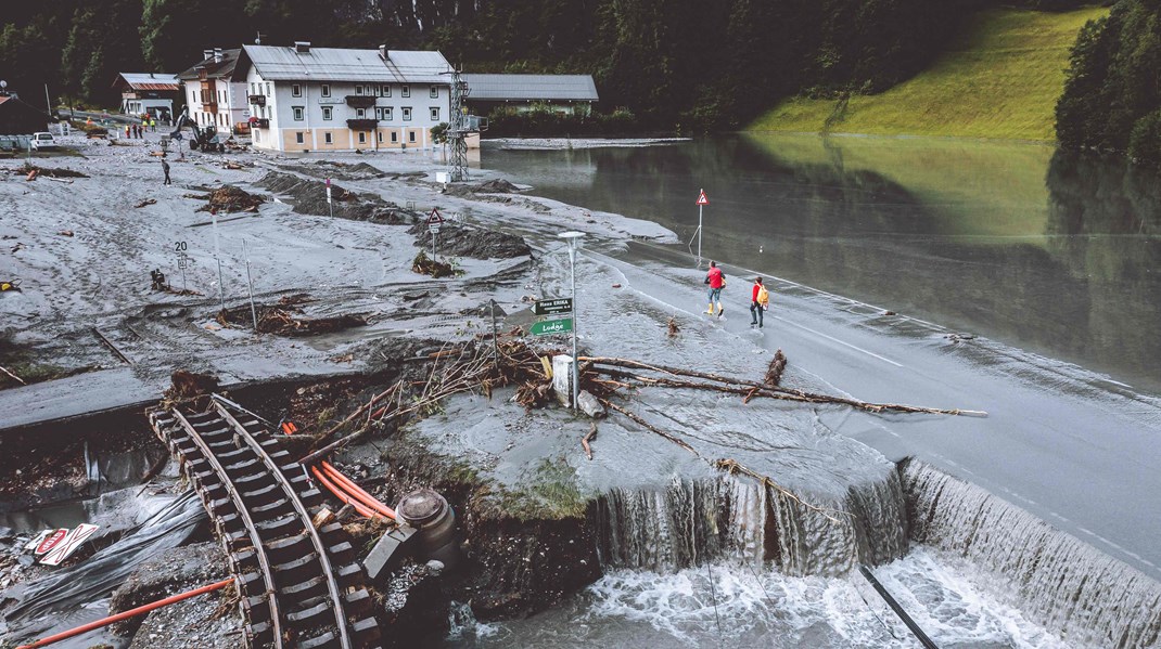 De katastrofale oversvømmelser i juli understregede behovet for en progressiv tysk klimapolitik, men komplicerer også klimakampen for nogen, skriver Anne Sina og Nora Sina. 